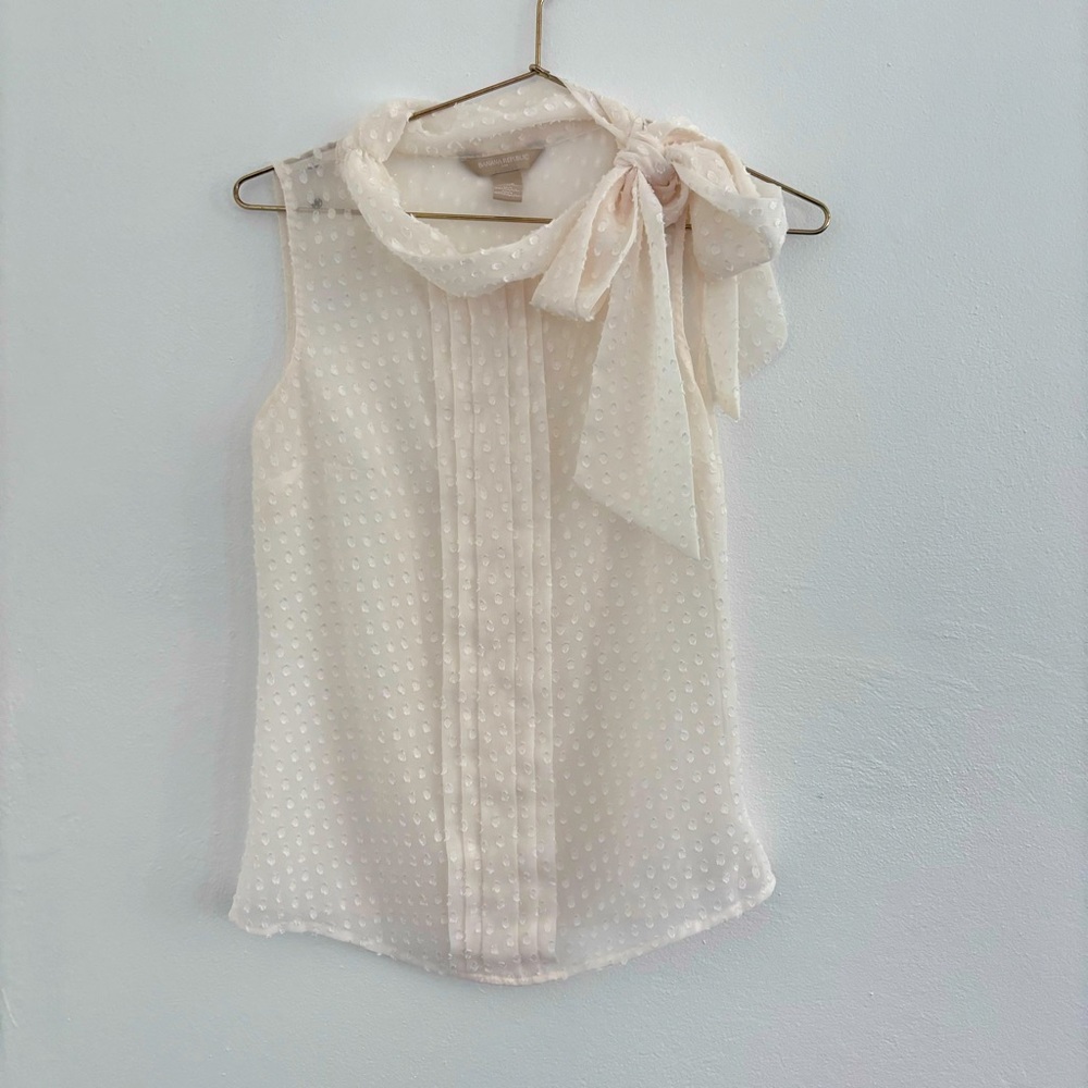 Banana Republic Beige Blouse Size 00P